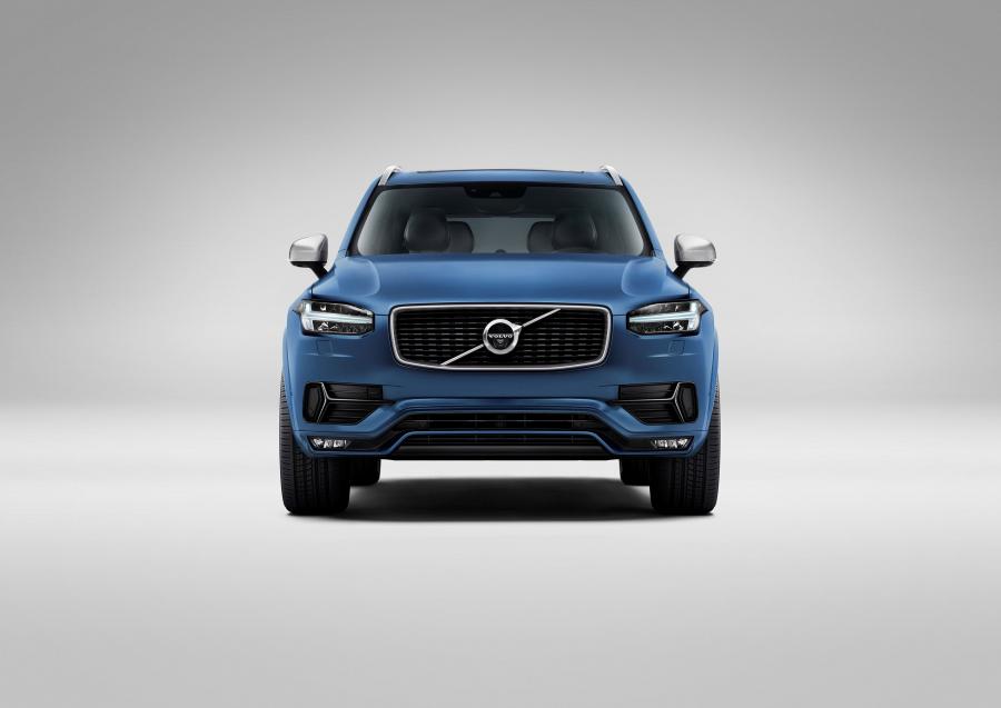  Volvo XC90 T6 R-Design 2015 года  (фото 3 из 14)